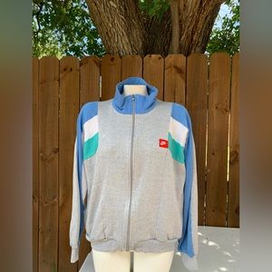 Vintage 80s Unisex full zip sweatshirt with pockets.